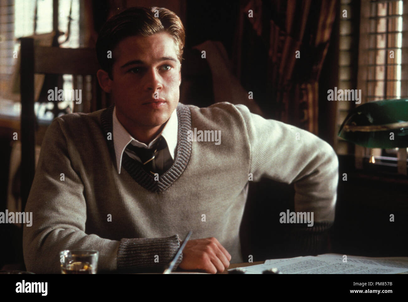 Photo du film ou encore la publicité de 'coule une rivière' Brad Pitt © 1992 Columbia Crédit Photo : John Kelly Tous droits réservés de référence de dossier 31487 015THA pour un usage éditorial uniquement Banque D'Images