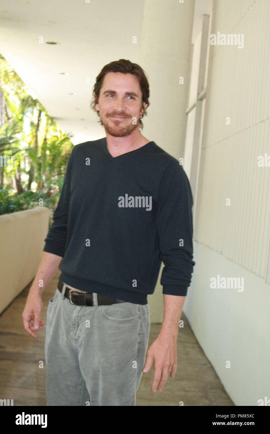 Christian Bale The Dark Knight Rises 'Portrait' Session, 8 juillet 2012. La reproduction par les tabloïds américains est absolument interdit. Référence #  31572 Fichier 021CCR pour un usage éditorial uniquement - Tous droits réservés Banque D'Images