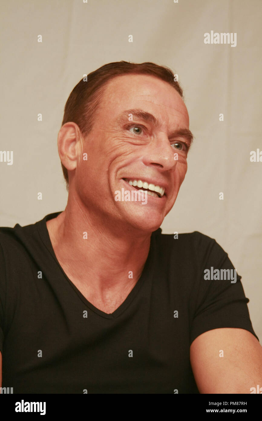 Jean-Claude Van Damme "l'usure 2' Session de portrait, le 7 août 2012. La reproduction par les tabloïds américains est absolument interdit. Référence #  31608 Fichier 005CCR pour un usage éditorial uniquement - Tous droits réservés Banque D'Images