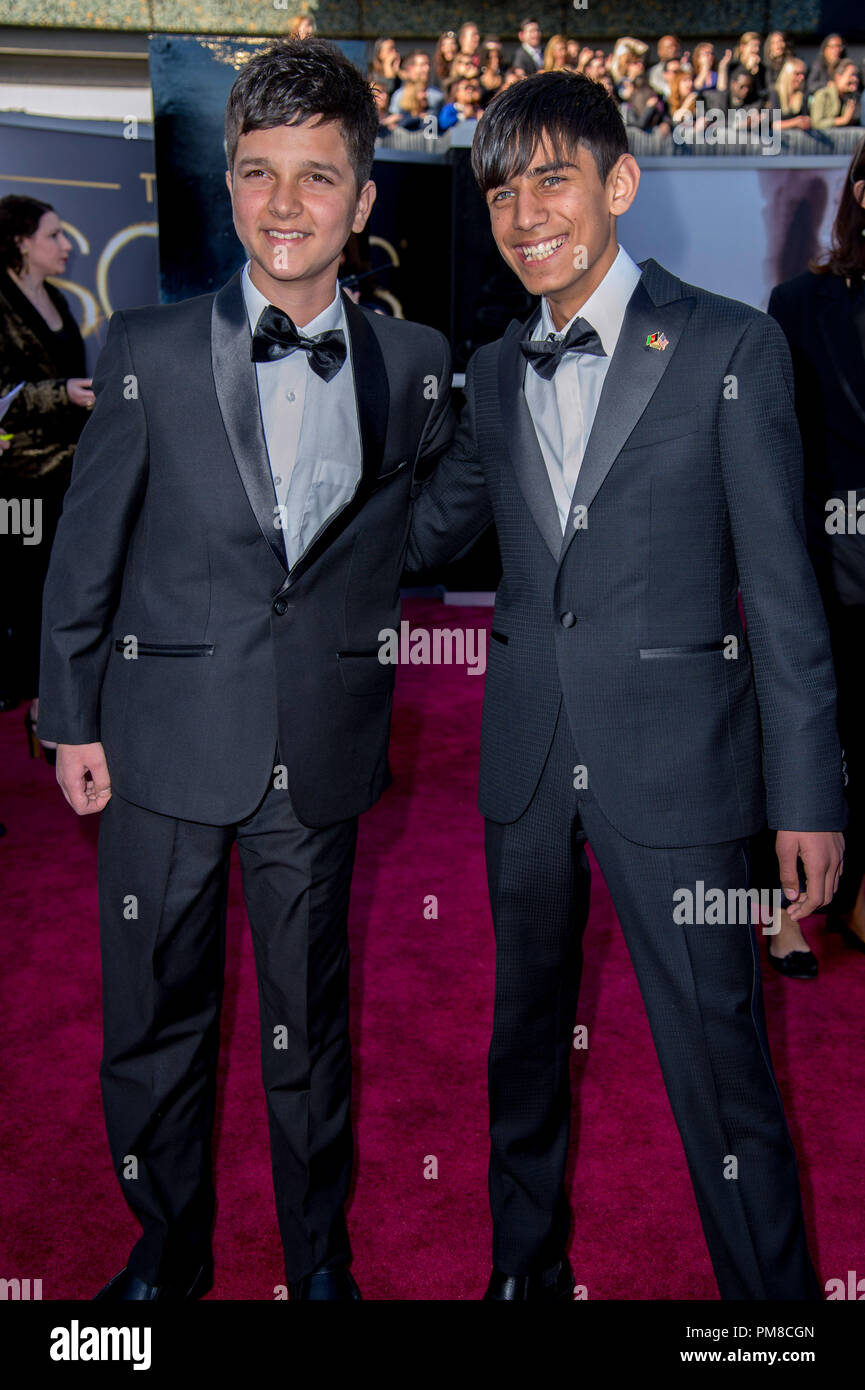 Fawad Mohammadi et Jawanmard Paiz arrivent pour les Oscars® au Théâtre Dolby® à Hollywood, CA, le 24 février 2013. Banque D'Images