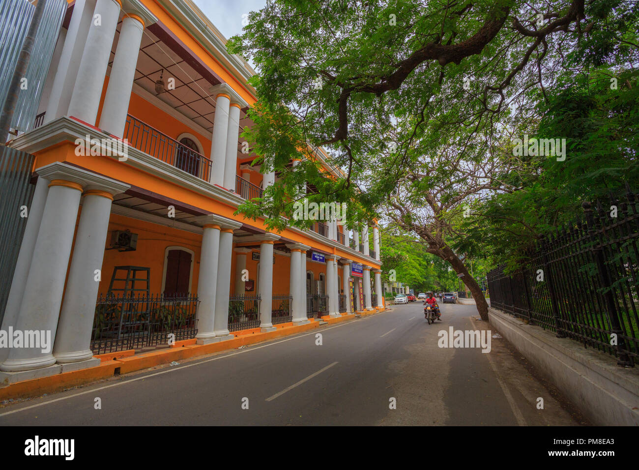 Un bâtiment du patrimoine dans la région de Pondichéry (Inde) Banque D'Images