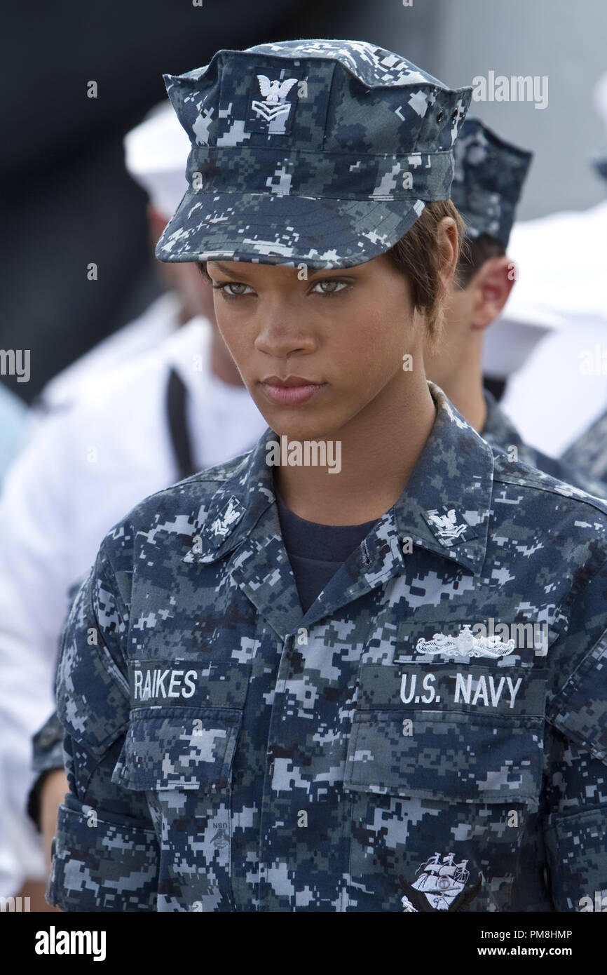 RIHANNA comme Raikes dans 'Battleship' une épopée d'action-aventure à grande échelle qui se déploie à travers les mers, dans les cieux et sur la terre alors que notre planète se bat pour survivre contre une force supérieure. Banque D'Images