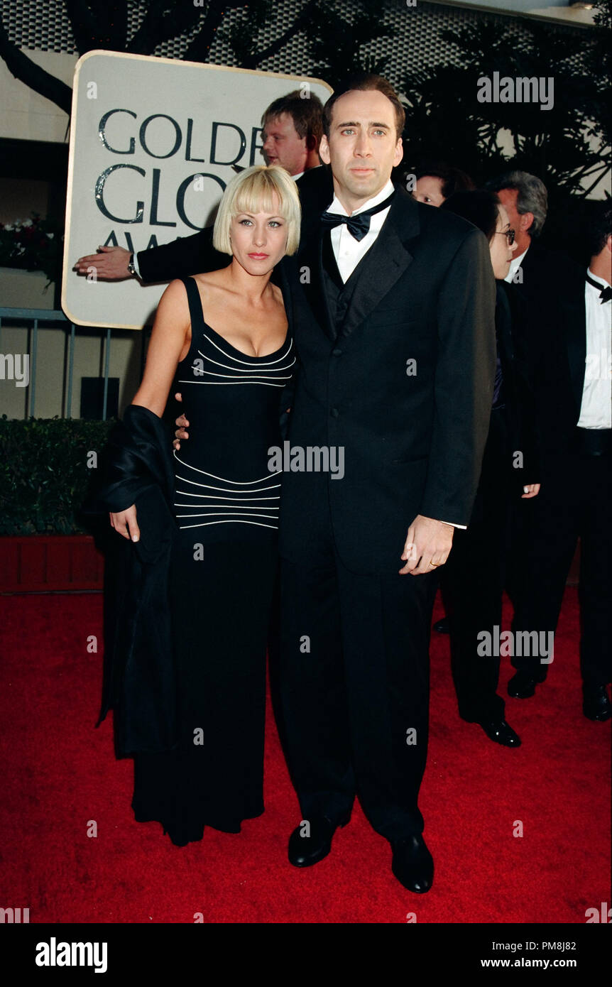 Patricia Arquette et Nicolas Cage au Golden Globe Awards 1997 © CCR /Le Hollywood Archive - Tous droits réservés référence #  31515 283 Banque D'Images