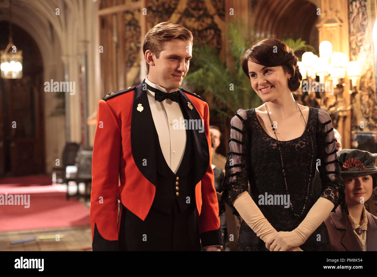Downton Abbey Saison 2 Episode 5 Downton Abbey Saison 2 - Épisode 1 Matthieu et Marie défendre la cause de  l'Angleterre comme la Première Guerre mondiale fait rage. Illustré à partir  de la L-R : Dan Stevens comme