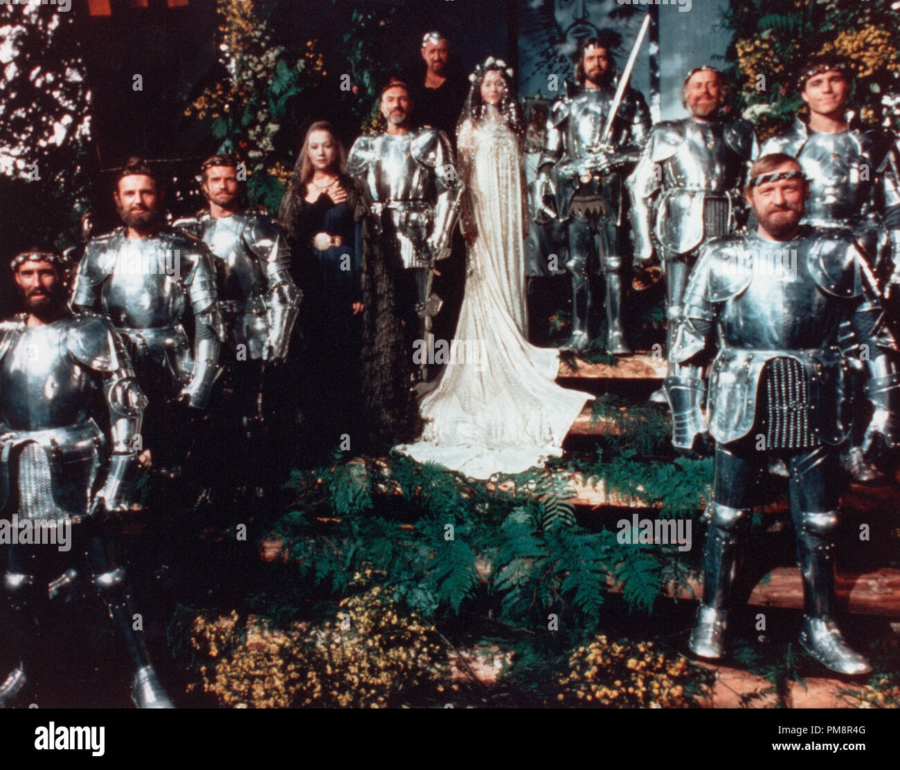 Publicité studio de toujours 'Excalibur' Paul Geoffrey, Liam Neeson, inconnu, Helen Mirren, Patrick Stewart, Nicol Williamson, Cherie Lunghi, Nigel Terry, inconnu, Nicholas Clay, Niall O'Brien © 1981 Warner Tous Droits Réservés #  de référence fichier 31713147THA pour un usage éditorial uniquement Banque D'Images