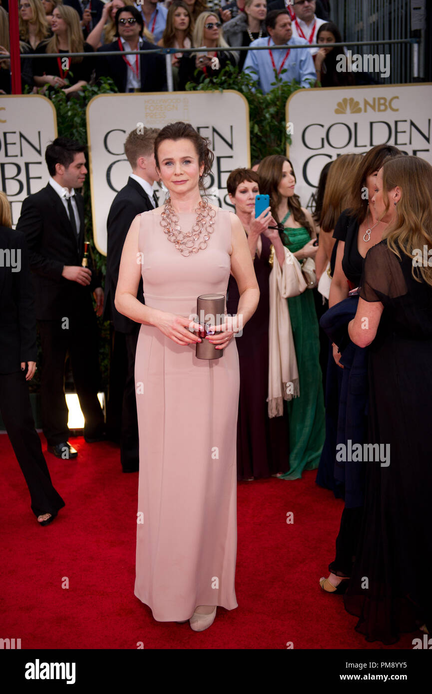 Nommé pour la MEILLEURE PERFORMANCE PAR UNE ACTRICE DANS UNE MINI-SÉRIE OU Téléfilm pour son rôle dans "des adultes" (ITV), l'actrice Emily Watson assiste à la 69e assemblée annuelle Golden Globes Awards au Beverly Hilton de Los Angeles, CA le dimanche, Janvier 15, 2012. Banque D'Images