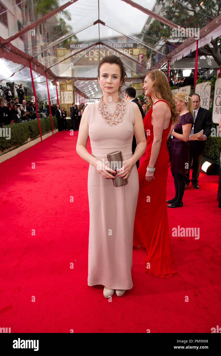 Nommé pour la MEILLEURE PERFORMANCE PAR UNE ACTRICE DANS UNE MINI-SÉRIE OU Téléfilm pour son rôle dans "des adultes" (ITV), l'actrice Emily Watson assiste à la 69e assemblée annuelle Golden Globes Awards au Beverly Hilton de Los Angeles, CA le dimanche, Janvier 15, 2012. Banque D'Images