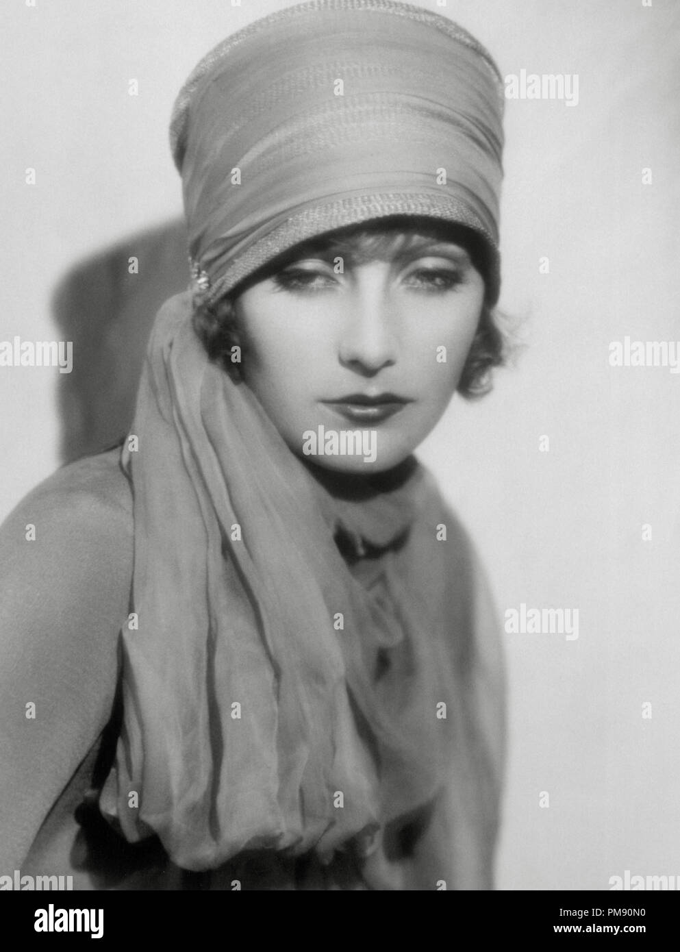 Archives - Cinéma (Classique) Rétrospective Greta Garbo Greta Garbo, vers 1926. Référence #  31523 Fichier 031THA Banque D'Images