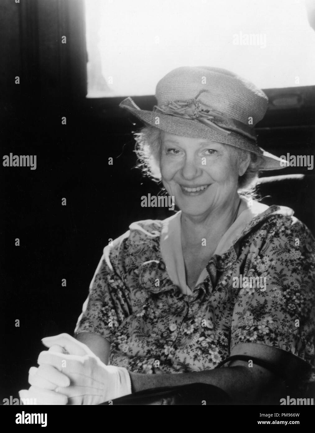 Publicité studio de 'encore le voyage à Bountiful' Geraldine Page © 1985 Tous droits réservés Photos de l'île de référence Fichier #  31703026THA pour un usage éditorial uniquement Banque D'Images