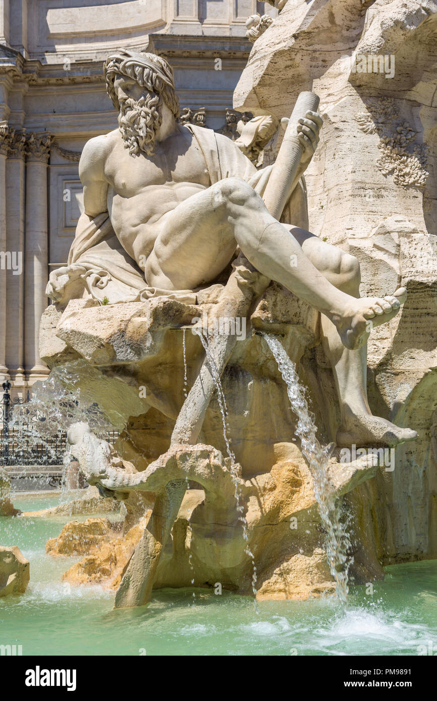 Gange Dieu,Fontana dei Quattro Fiumi, Piazza Navona, Rome, Italie Banque D'Images