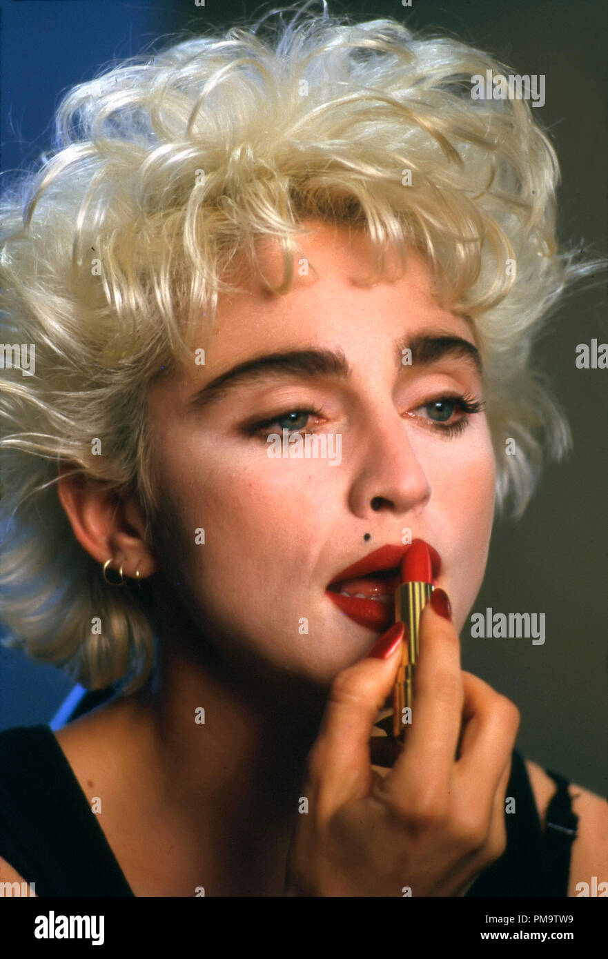 Publicité studio toujours de 'Qui est cette fille' Madonna Warner © 1987 Tous droits réservés de la référence du fichier #  31697009THA pour un usage éditorial uniquement Banque D'Images