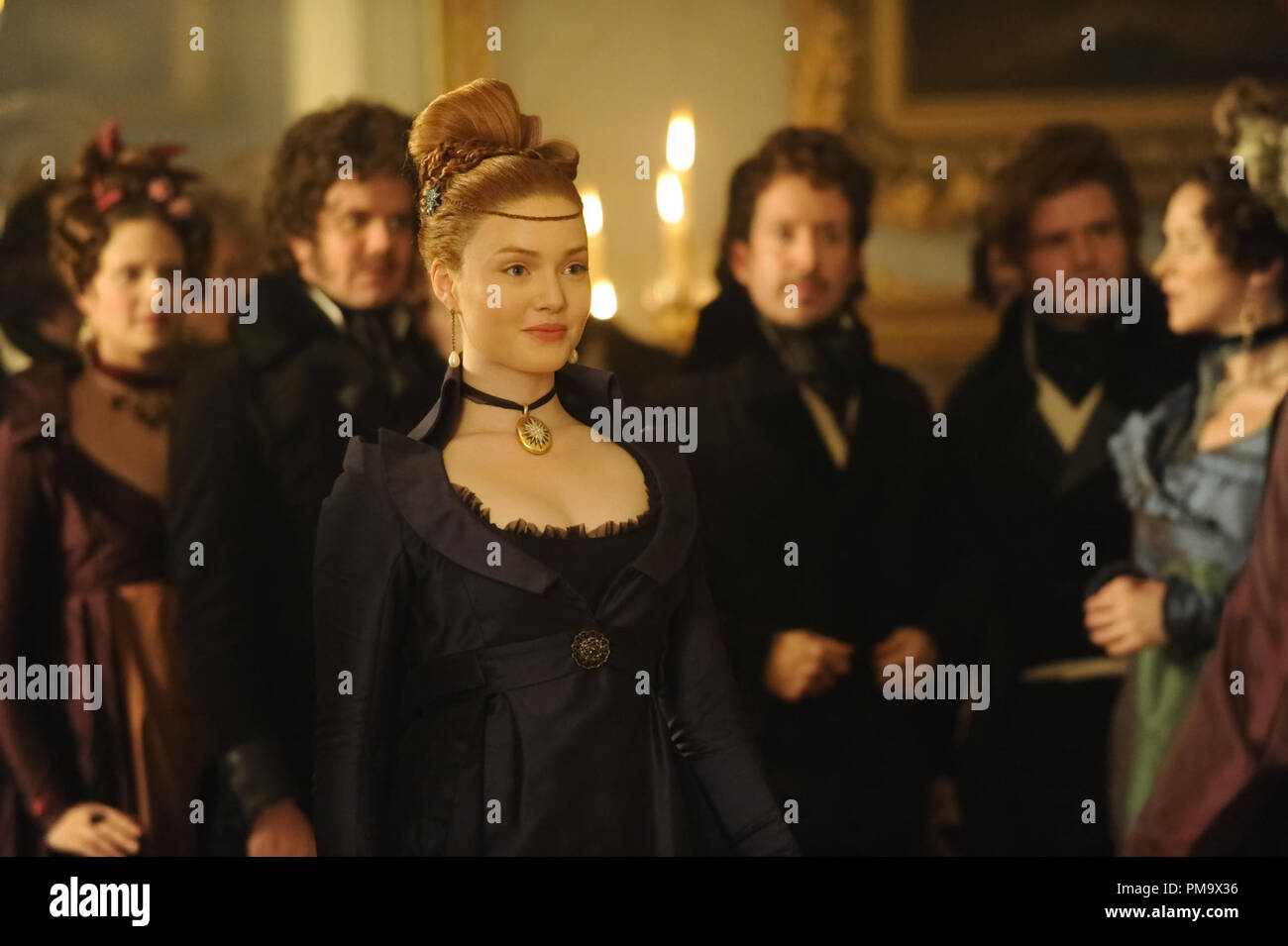 Holliday Grainger stars comme Estella en externaliser Media Group, de grandes espérances (2012) Banque D'Images