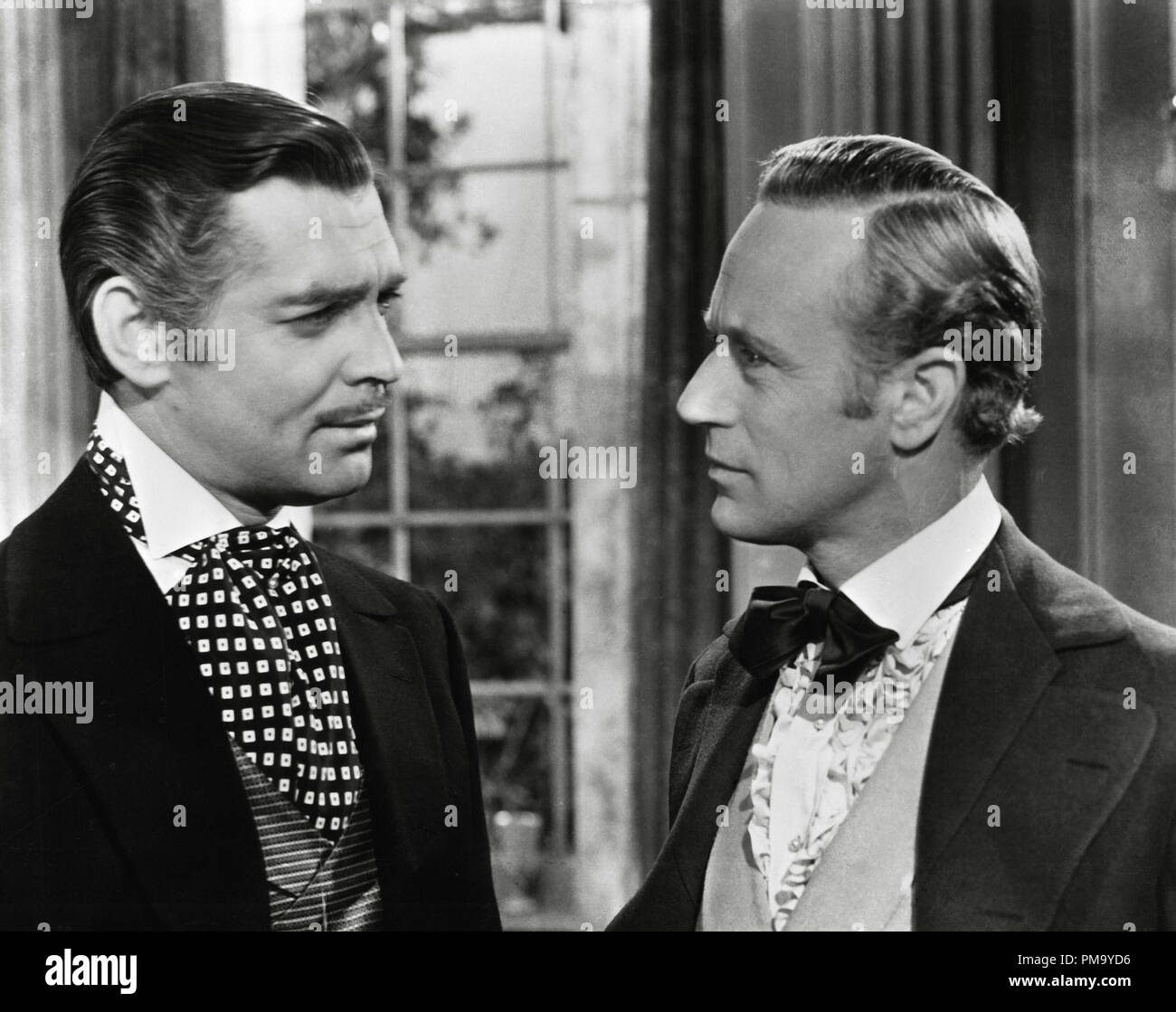 Studio publicité Still : 'Gone with the Wind' Clark Gable and Leslie Howard 1939 MGM référence de fichier # 31780 082THA Banque D'Images