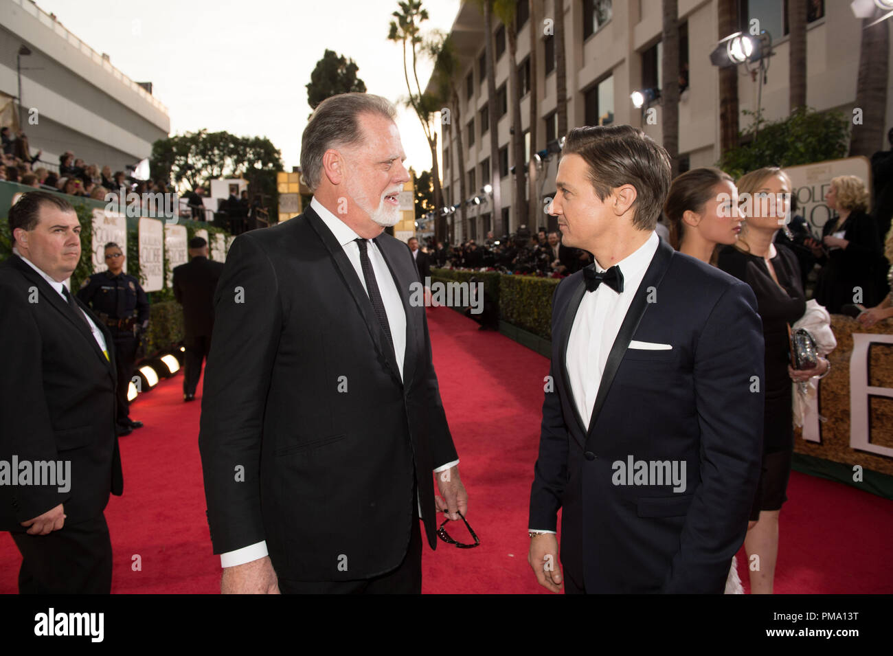 Taylor Hackford et Jeremy Renner assister au 70e Congrès annuel de Golden Globe Awards au Beverly Hilton de Los Angeles, CA le dimanche, Janvier 13, 2013. Banque D'Images