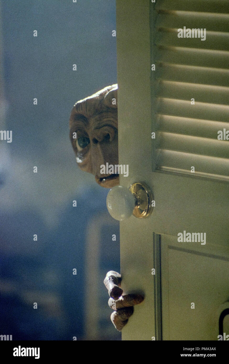 'E.T. L'Extraterrestre' encore scène universelle 1982 Banque D'Images