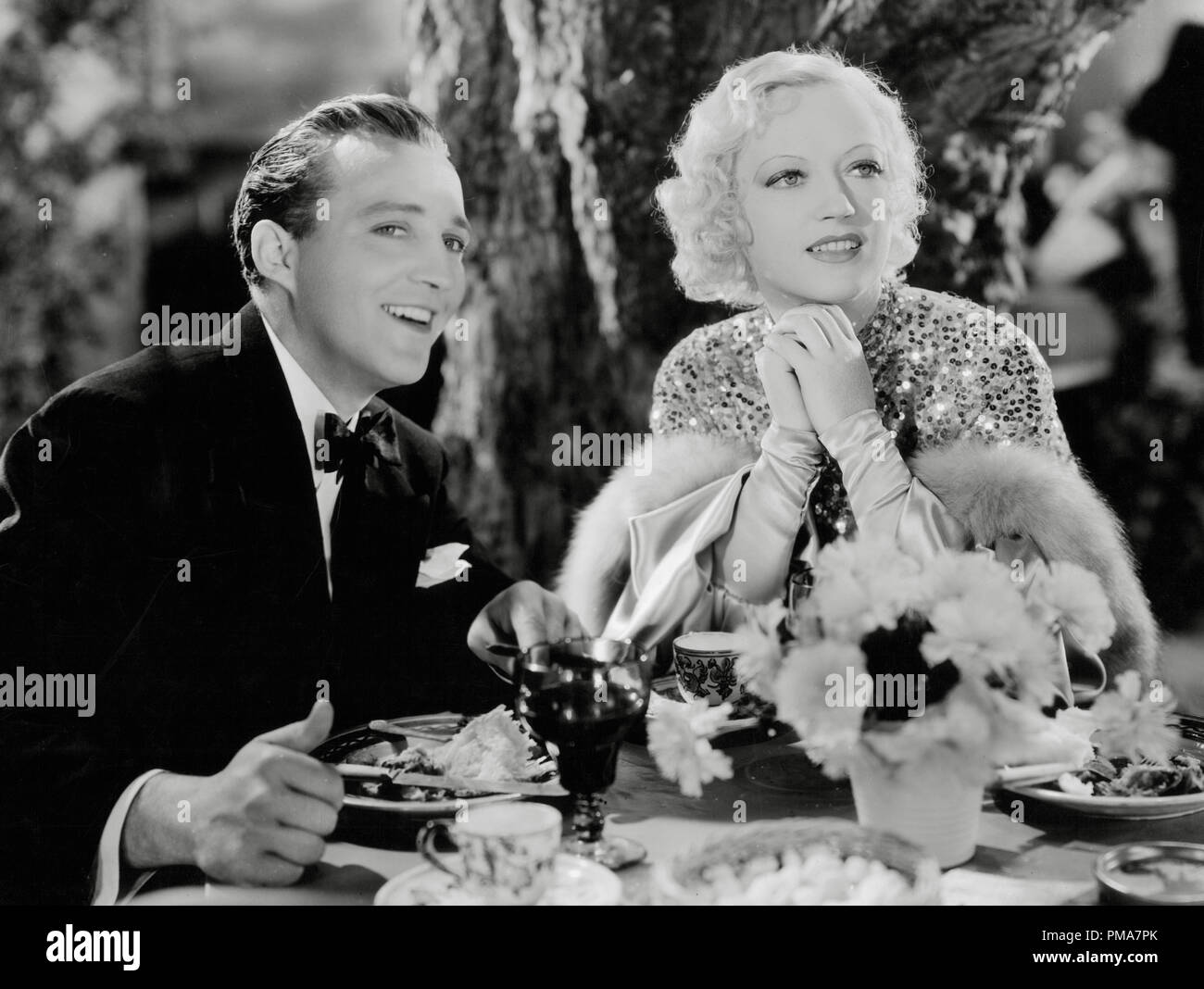 Bing Crosby et Marion Davies, 'Going Hollywood', 1933 Référence de dossier MGM 32263 728THA Banque D'Images