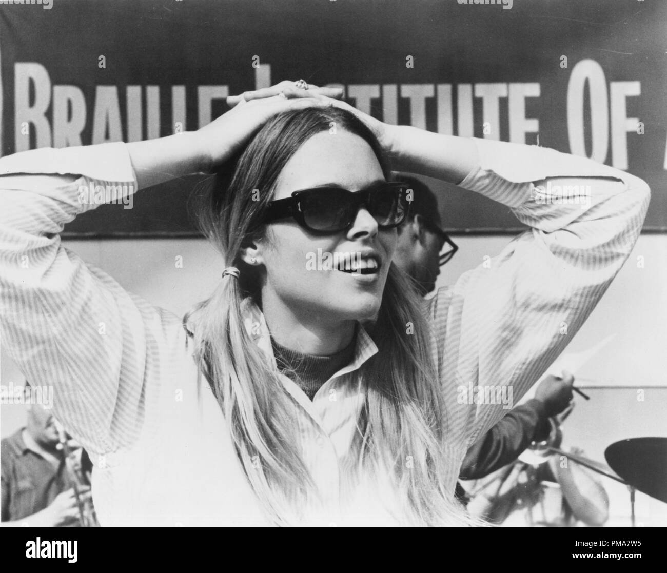 Michelle Phillips du groupe, The Mamas & the Papas, vers 1966 référence #  32263 827THA Banque D'Images