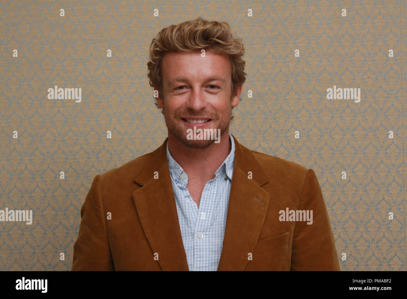 Le mentaliste Simon Baker 'Portrait' Session, 28 octobre 2013. La reproduction par les tabloïds américains est absolument interdit. Référence #  32169 Fichier 047CCR pour un usage éditorial uniquement - Tous droits réservés Banque D'Images