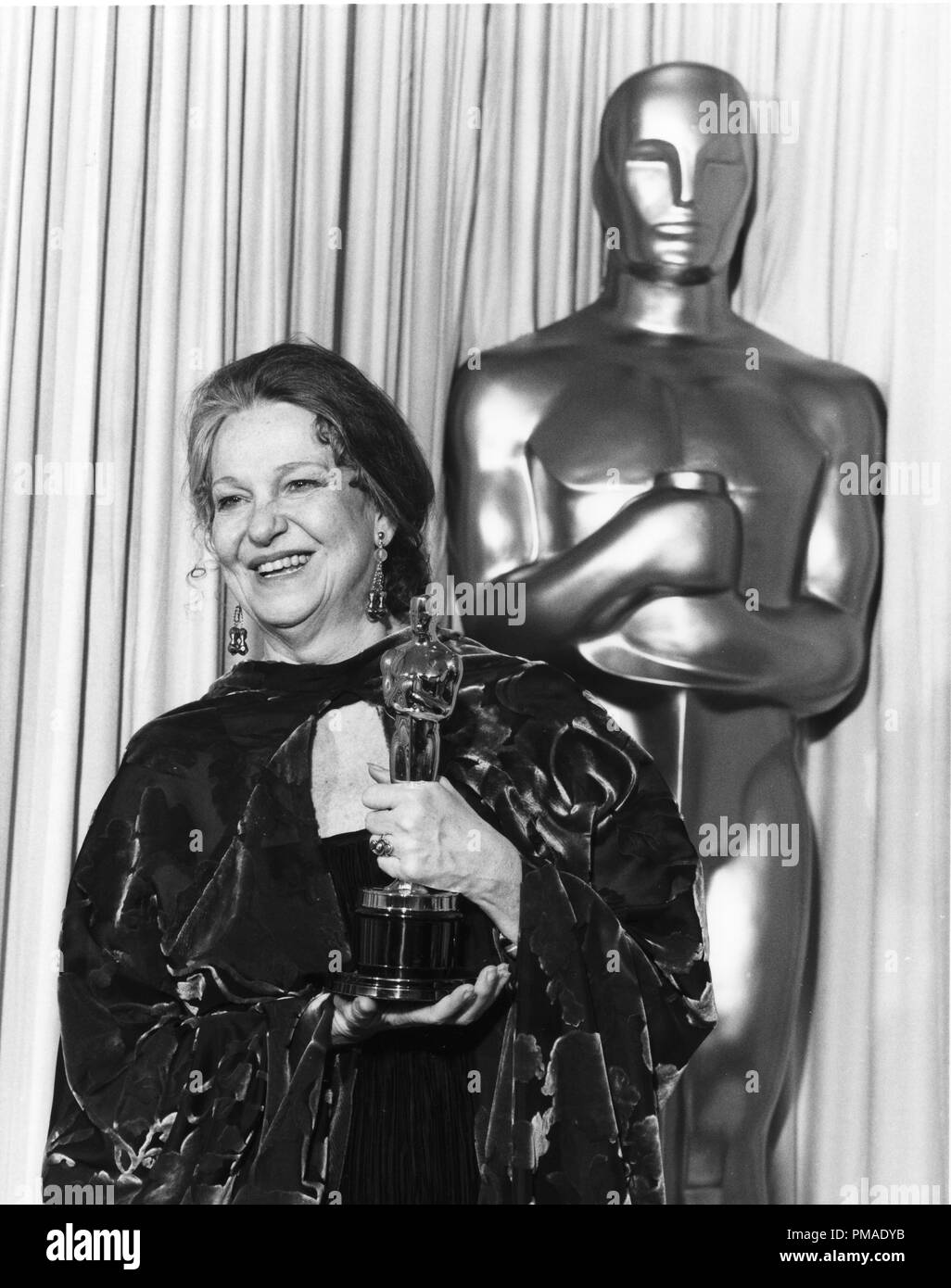 Geraldine Page à la 58e annuelle des Academy Awards, 1986 Référence du dossier #  32509 478THA Banque D'Images