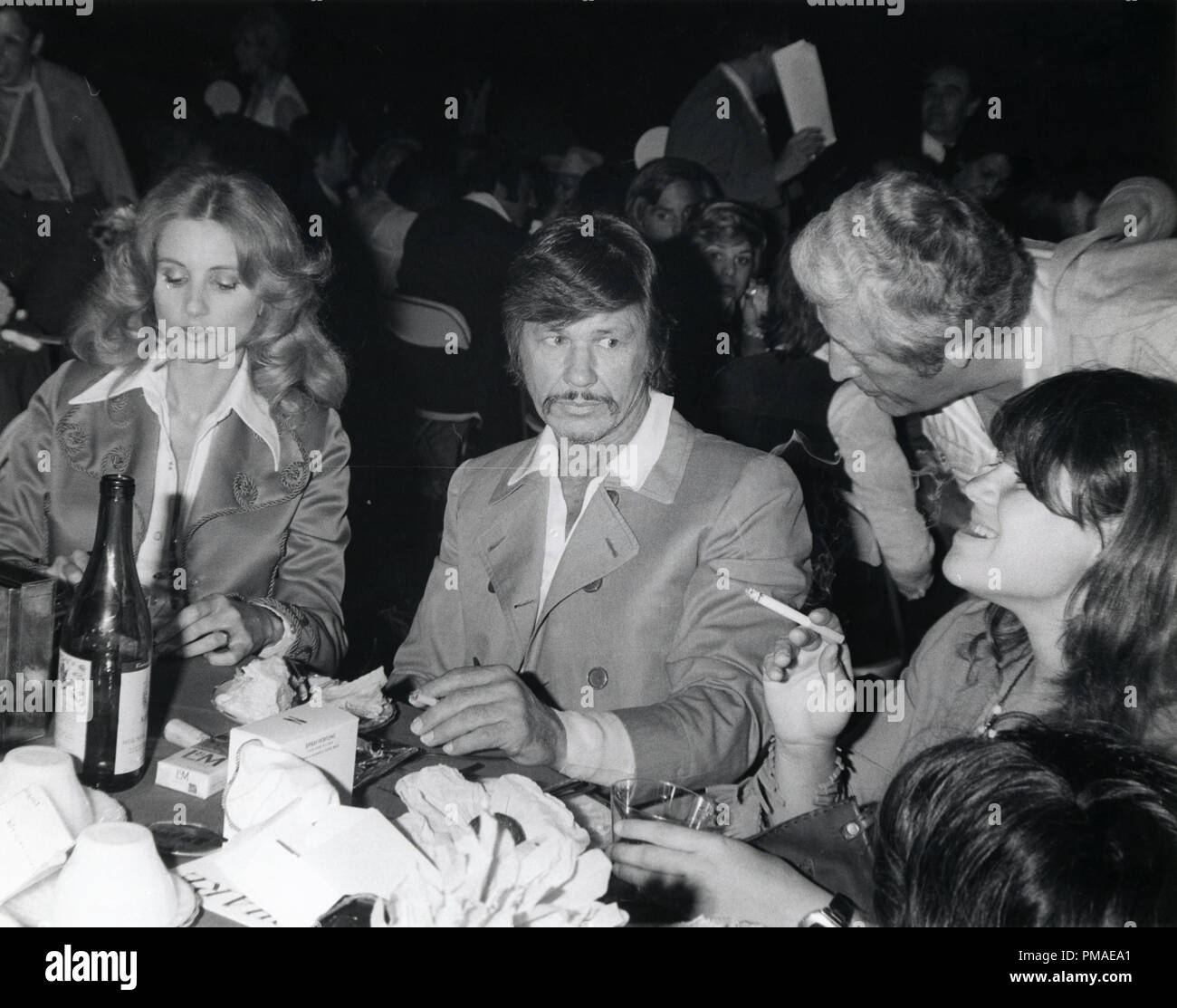 Jill Ireland, Charles Bronson, vers 1972 © CCR /Le Hollywood Archive - Tous droits réservés référence #  32509 709THA Banque D'Images