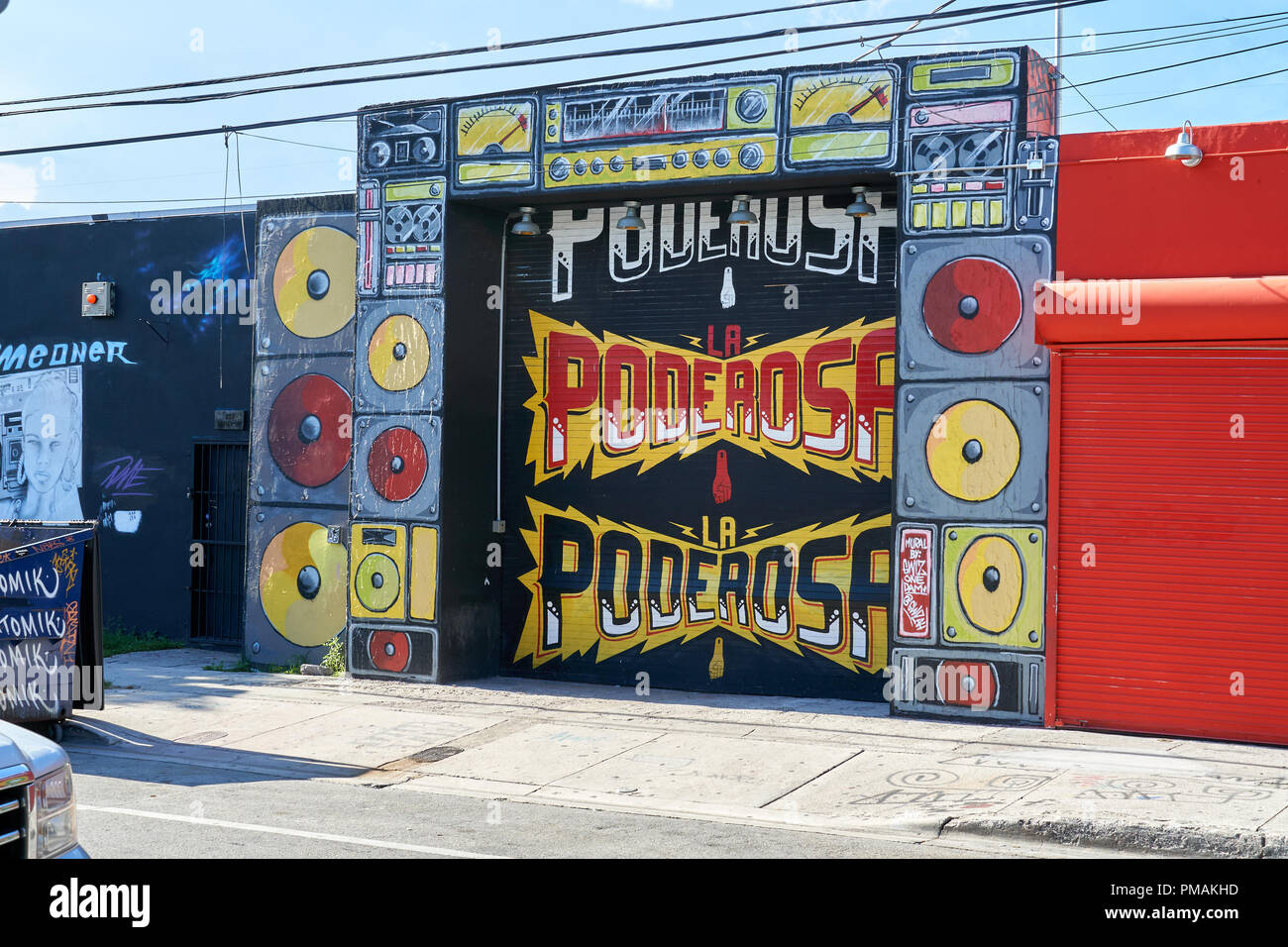 MIAMI, USA - 22 août 2018 : murs Wynwood Miami graffiti. Wynwood est un quartier de Miami, en Floride, connue pour ses graffiti et street art. Banque D'Images