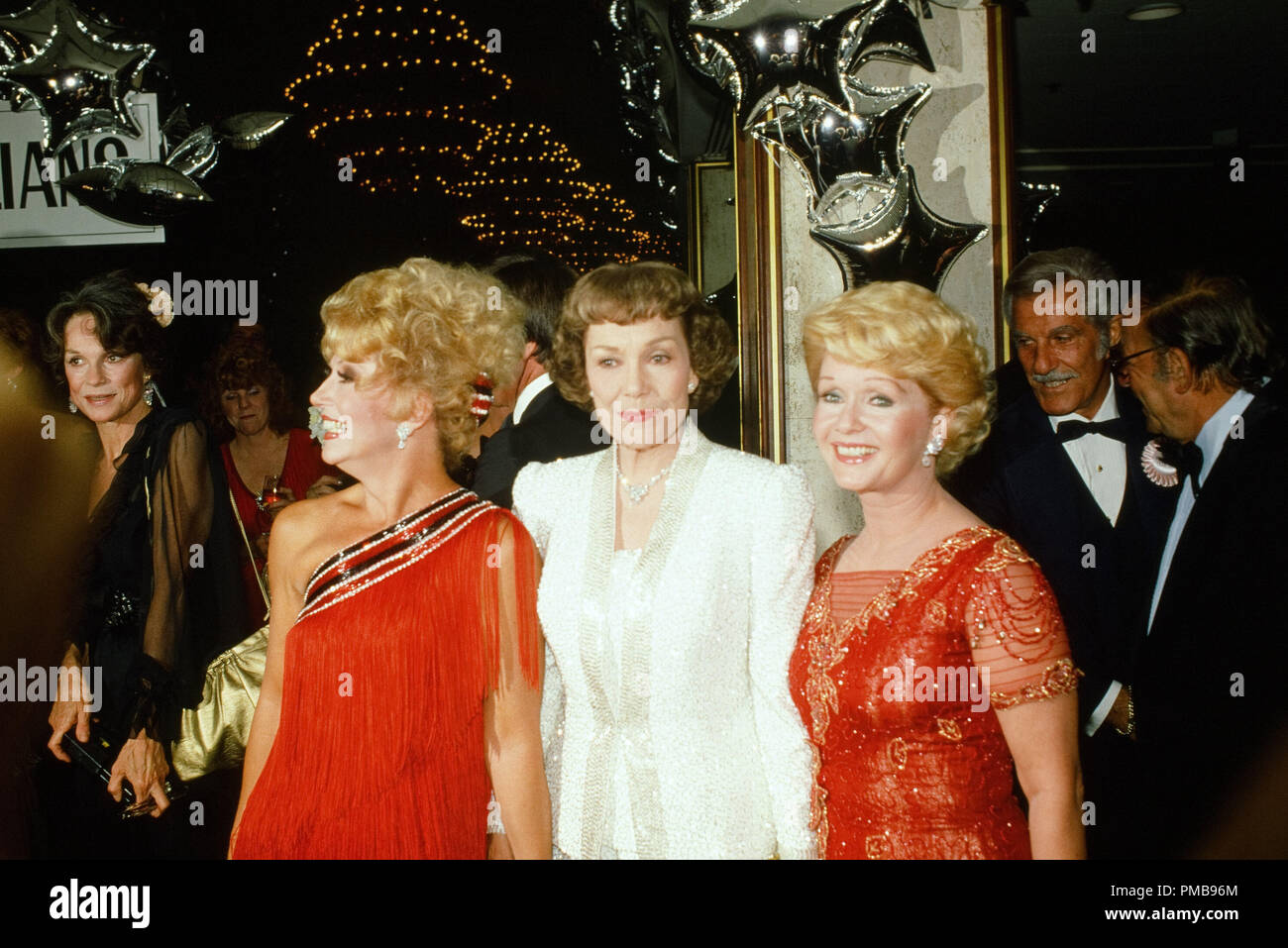 Jane Wyman et Debbie Reynolds vers 1978 référence #  32557 531THA Banque D'Images