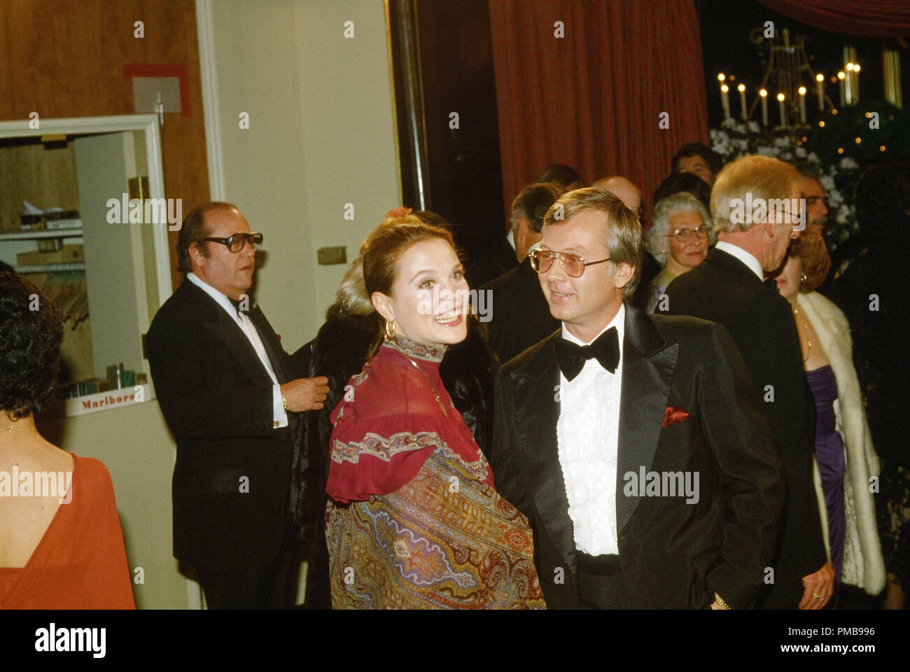 Leigh Taylor-Young, Guy McElwaine, vers 1978© CCR /Le Hollywood Archive - Tous droits réservés référence #  32557 594 THA Banque D'Images