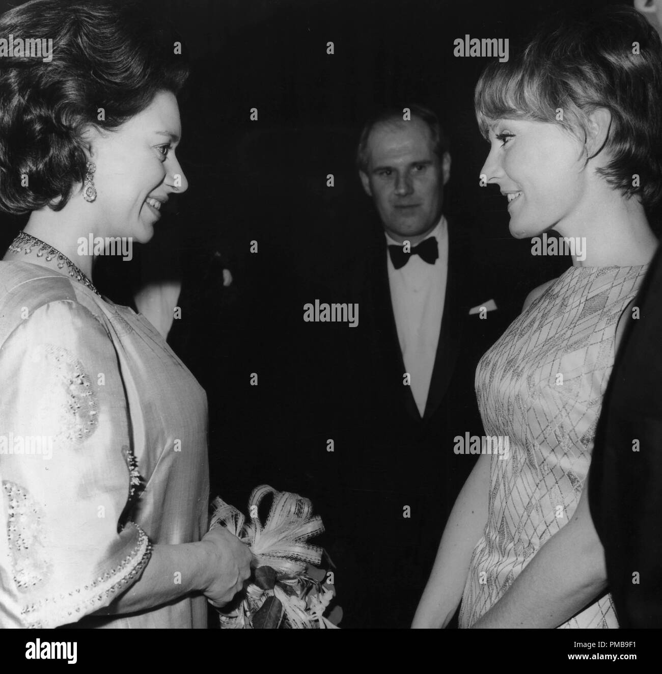 La princesse Margaret, Petula Clark, 1967 © CCR /Le Hollywood Archive - Tous droits réservés référence #  32557 742THA Banque D'Images