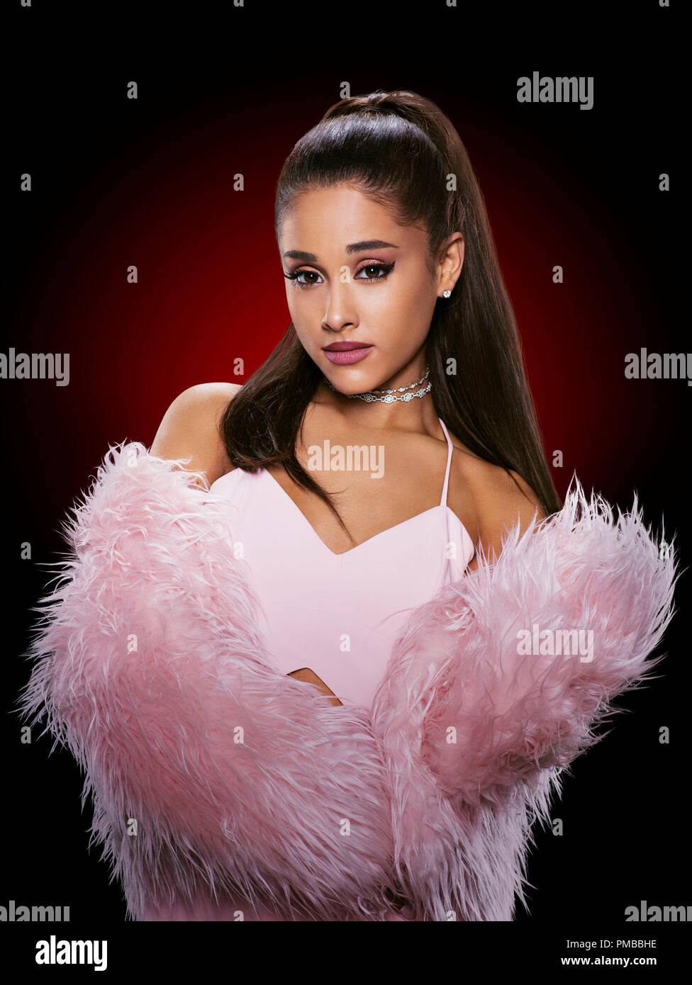 Ariana Grande que Chanel n°2 en saison 1 SCREAM QUEENS Banque D'Images