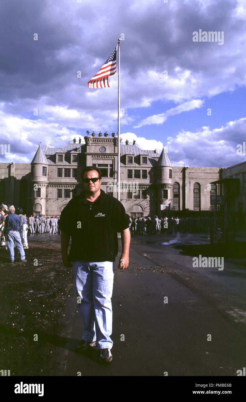 Directeur ROD LURIE se tient en face de la Tennessee State Penitentiary, qui a servi de l'emplacement défini de DreamWorks Pictures, Théâtre action LE DERNIER CHÂTEAU. Banque D'Images