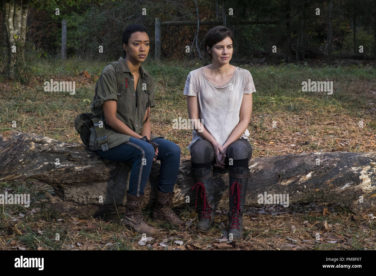 Sonequa Martin-Green, Lauren Cohan, 'The Walking Dead' Saison 7 (2016-2017) AMC Banque D'Images