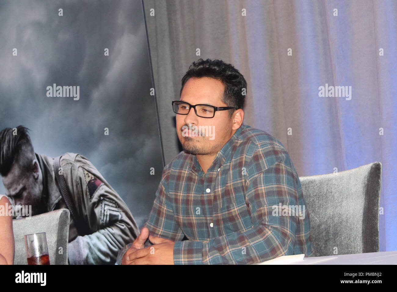 Michael Pena "colère" à la conférence de presse à l'hôtel Beverly Wilshire Hotel le 8 octobre 2014 à Beverly Hills, Californie référence #  32600 Fichier 039CCR pour un usage éditorial uniquement - Tous droits réservés Banque D'Images