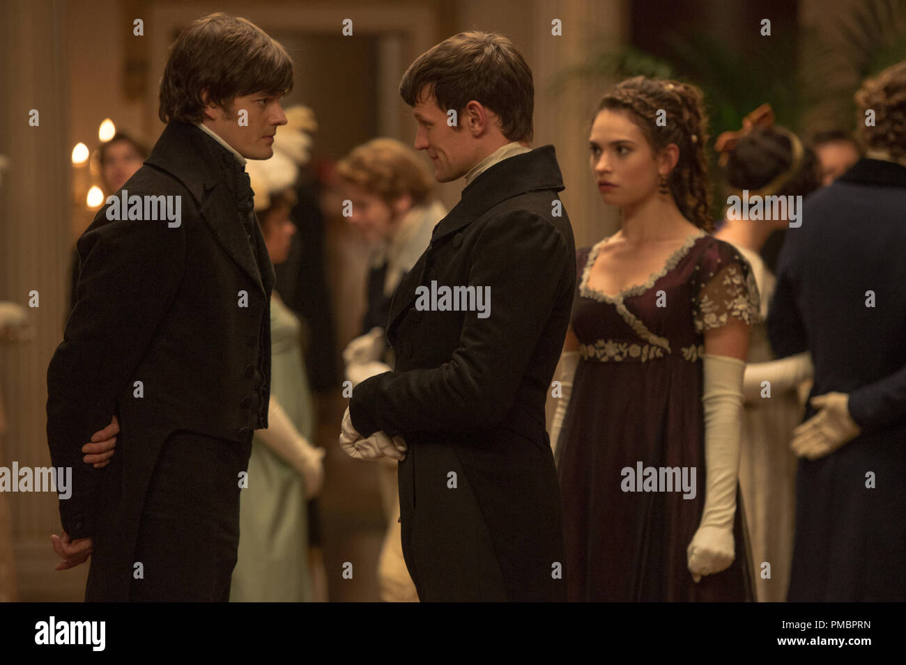 Matt Smith Et Lily James L à r) Sam Riley, Matt Smith et Lily James star dans ORGUEIL ET PRÉJUGÉS ET  ZOMBIES Photo Stock - Alamy