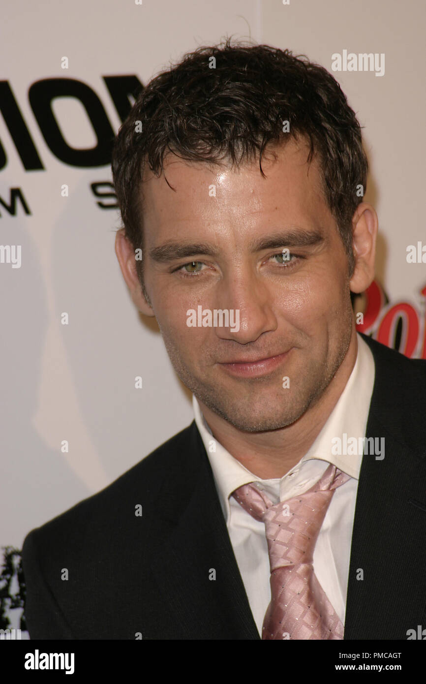 'Sin city' (création) Clive Owen 03-28-2005 / Mann Théâtre National / Los Angeles, CA Photo par Joseph Martinez - Tous droits réservés référence #  22364 0117PLX pour un usage éditorial uniquement - Banque D'Images