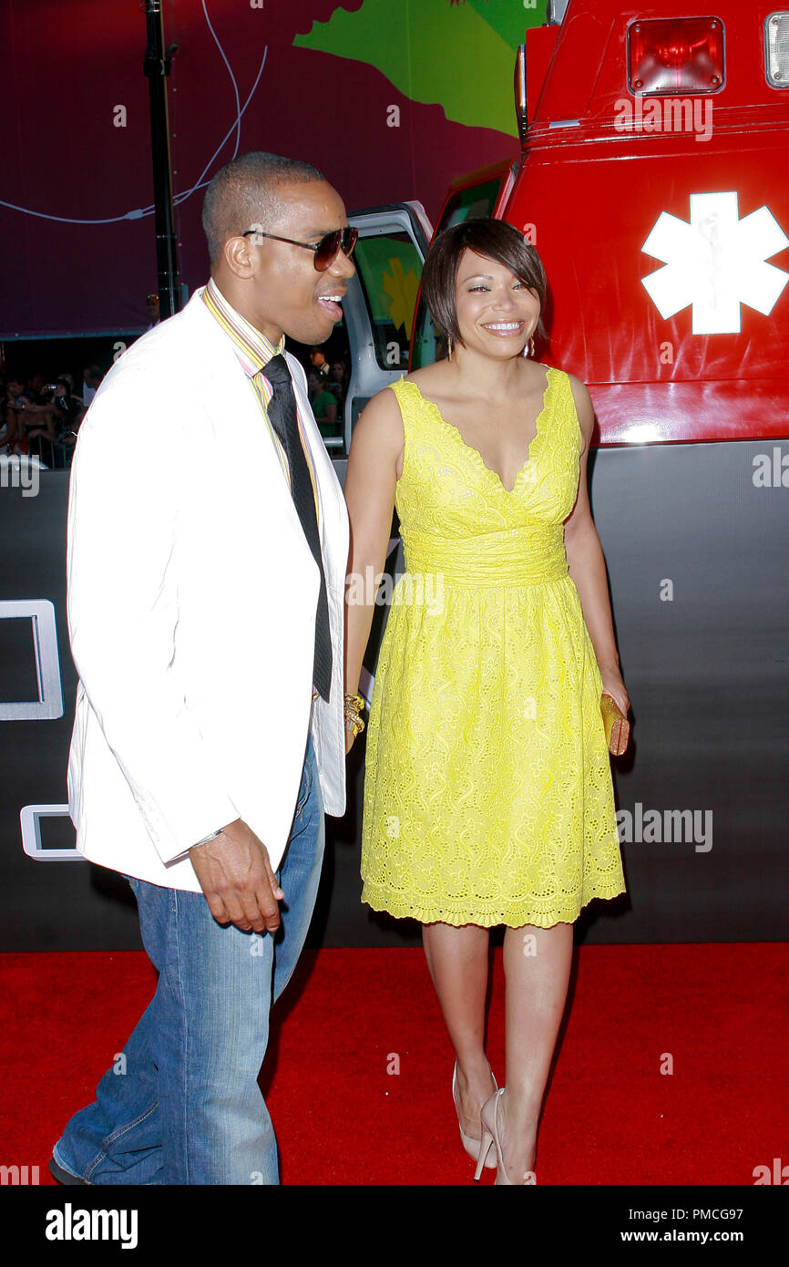 'Hancock' Premiere Duane Martin, Tisha Campbell 6-30-2008 / Grauman's Chinese Theatre / Hollywood, CA / Columbia Pictures / Photo par Joseph Martinez référence #  23564 Fichier 0079PLX pour un usage éditorial uniquement - Tous droits réservés Banque D'Images