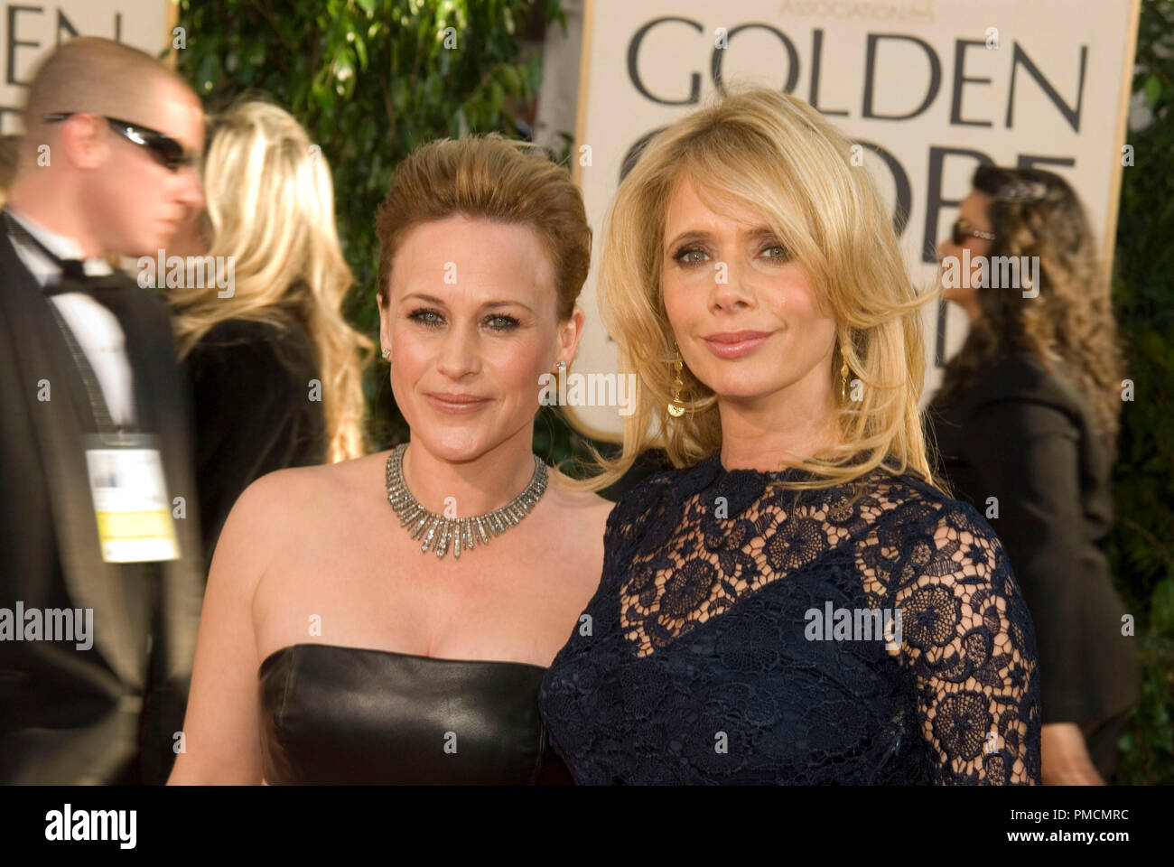 Hollywood Foreign Press Association présente le 'Golden Globe Awards 2007 - 64e conférence annuelle' (Arrivées) Patricia Arquette, Rosanna Arquette 1-15-07 Banque D'Images