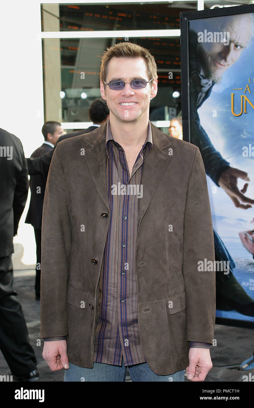 Lemony Snicket's A Series of Unfortunate Events, Premiere 12-12-2004 Jim Carrey © 2004 Joseph Martinez - Tous droits réservés référence #  22081 0063PLX pour un usage éditorial uniquement - Banque D'Images