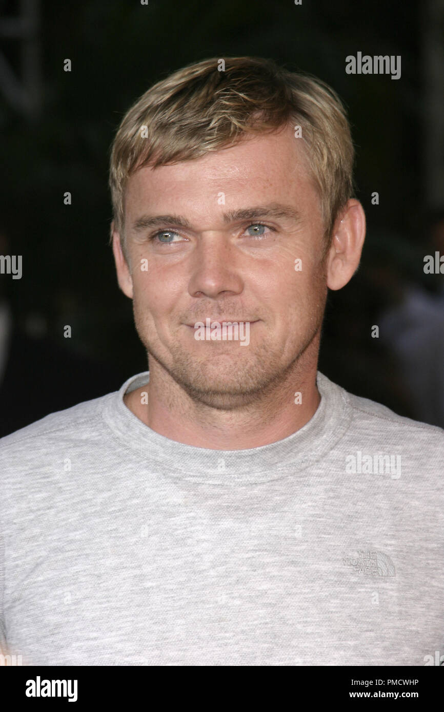 'Les 40 Year-Old Virgin' (création) Rick Schroder 08-11-2005 / ArcLight Hollywood / Hollywood, CA Photo par Joseph Martinez / PictureLux 22462 Numéro de référence de dossier 0084PLX pour un usage éditorial uniquement - Tous droits réservés Banque D'Images