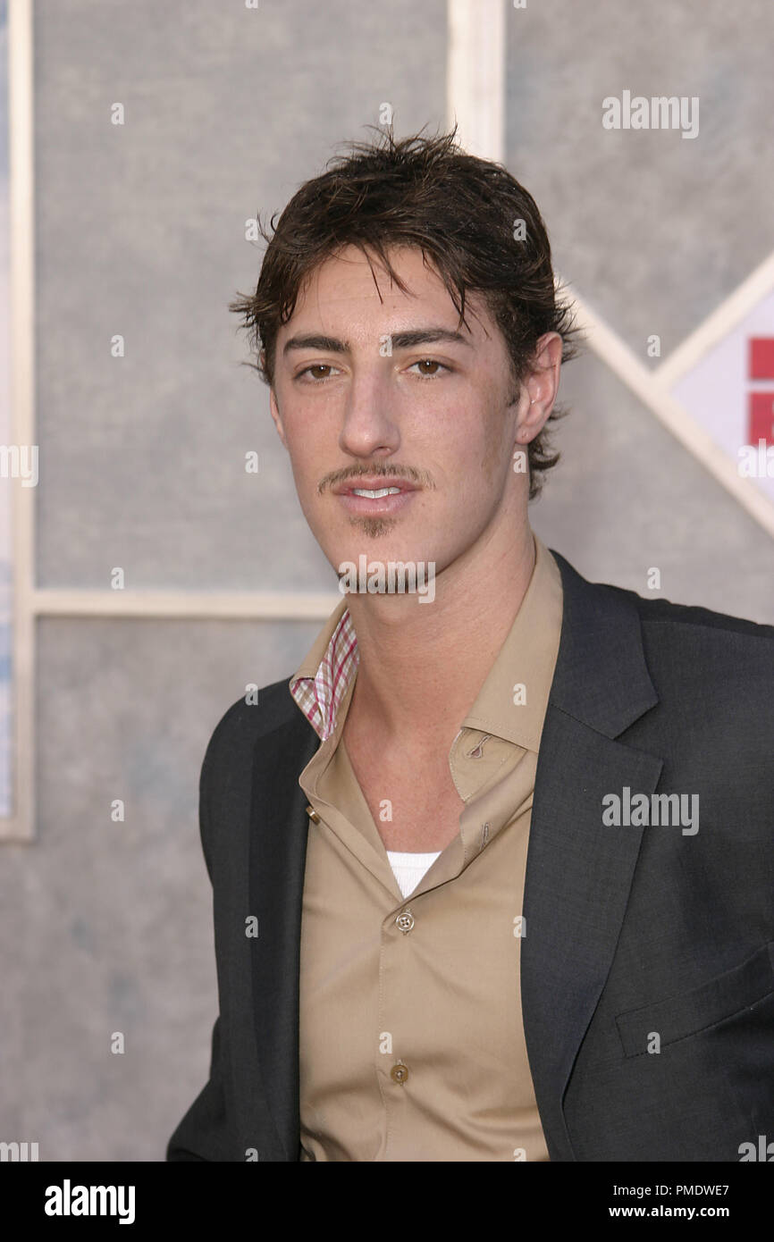 '8' ci-dessous (création) Eric Balfour 02-12-2006 / El Capitan Theatre / Hollywood, CA / Walt Disney Pictures / Photo par Joseph Martinez / PictureLux 22662 Numéro de référence de dossier 0016PLX pour un usage éditorial uniquement - Tous droits réservés Banque D'Images