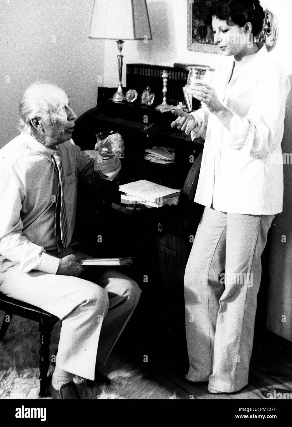 Die Alten kommen, Kinofilm, Deutschland 1980, Regie : Wolfgang Becker, acteurs : Werner Hinz, Gracia Maria Kaus Banque D'Images