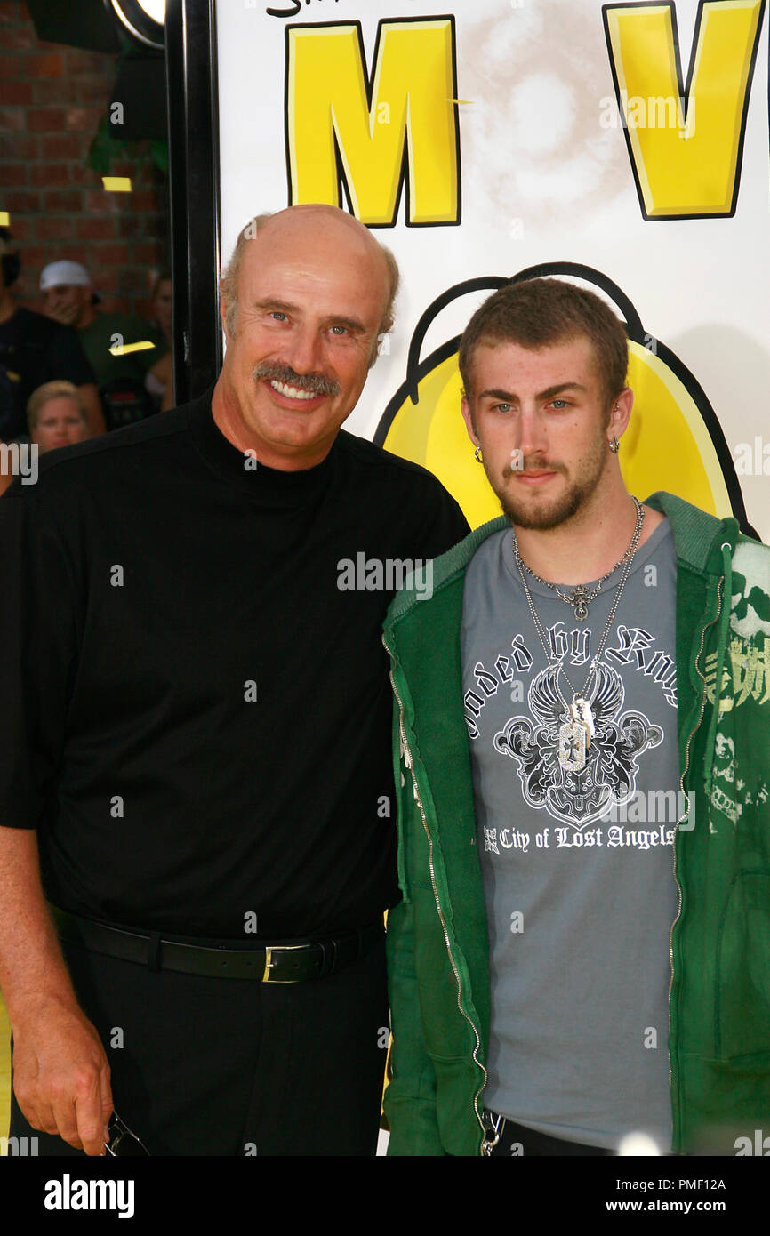 'Les Simpson - Le Film" (Création) Phil McGraw, Jordan McGraw 7-24-2007 / Mann Bruin et Mann Village Theatre / Westwood, CA / 20th Century Fox / Photo par Joseph Martinez référence #  23133 Fichier 0030JM pour un usage éditorial uniquement - Banque D'Images