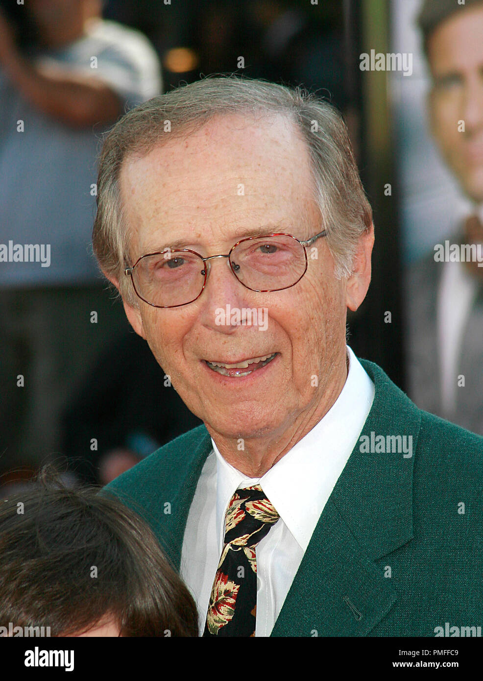 Get Smart Premiere Bernie Kopell 6-16-2008 / Mann Village Theatre / Westwood, CA / Warner Brothers / Photo par Joseph Martinez référence #  23550 Fichier 0076PLX pour un usage éditorial uniquement - Tous droits réservés Banque D'Images