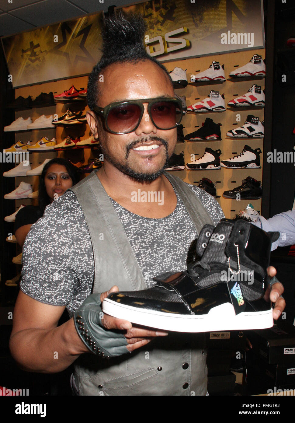 Apl.de.AP des Black Eyed Peas au Taboo Deltah 3008 Rencontrez et Saluez autographes tenue à FootAction Westfield Culver City à Culver City, CA le Jeudi, 26 août, 2010. Photo de Peter 1568 Pacific Rim Photo Presse PictureLux #  de référence /fichier 30448 011RPAC pour un usage éditorial uniquement - Tous droits réservés Banque D'Images