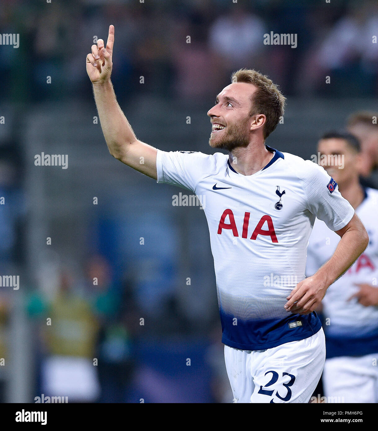 Milan, Italie. 18 septembre 2018. Christian Eriksen de Tottenham Hotspur célèbre le premier but de notation au cours de l'UEFA Champions League Groupe B match entre l'Inter Milan et Tottenham Hotspur au Stadio San Siro, Milan, Italie le 18 septembre 2018. Photo par Giuseppe maffia. 18 Sep, 2018. Credit : AFP7/ZUMA/Alamy Fil Live News Banque D'Images