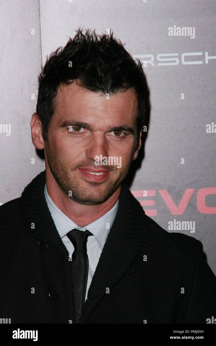 Tony Dovolani Ne-Yo et amis à l'American Music Awards après-Party. Arrivants tenue à Hollywood Avalon, à Hollywood, CA le dimanche, 21 novembre 2010. Photo par PictureLux 30721 Numéro de référence de dossier 007PLX pour un usage éditorial uniquement - Tous droits réservés Banque D'Images