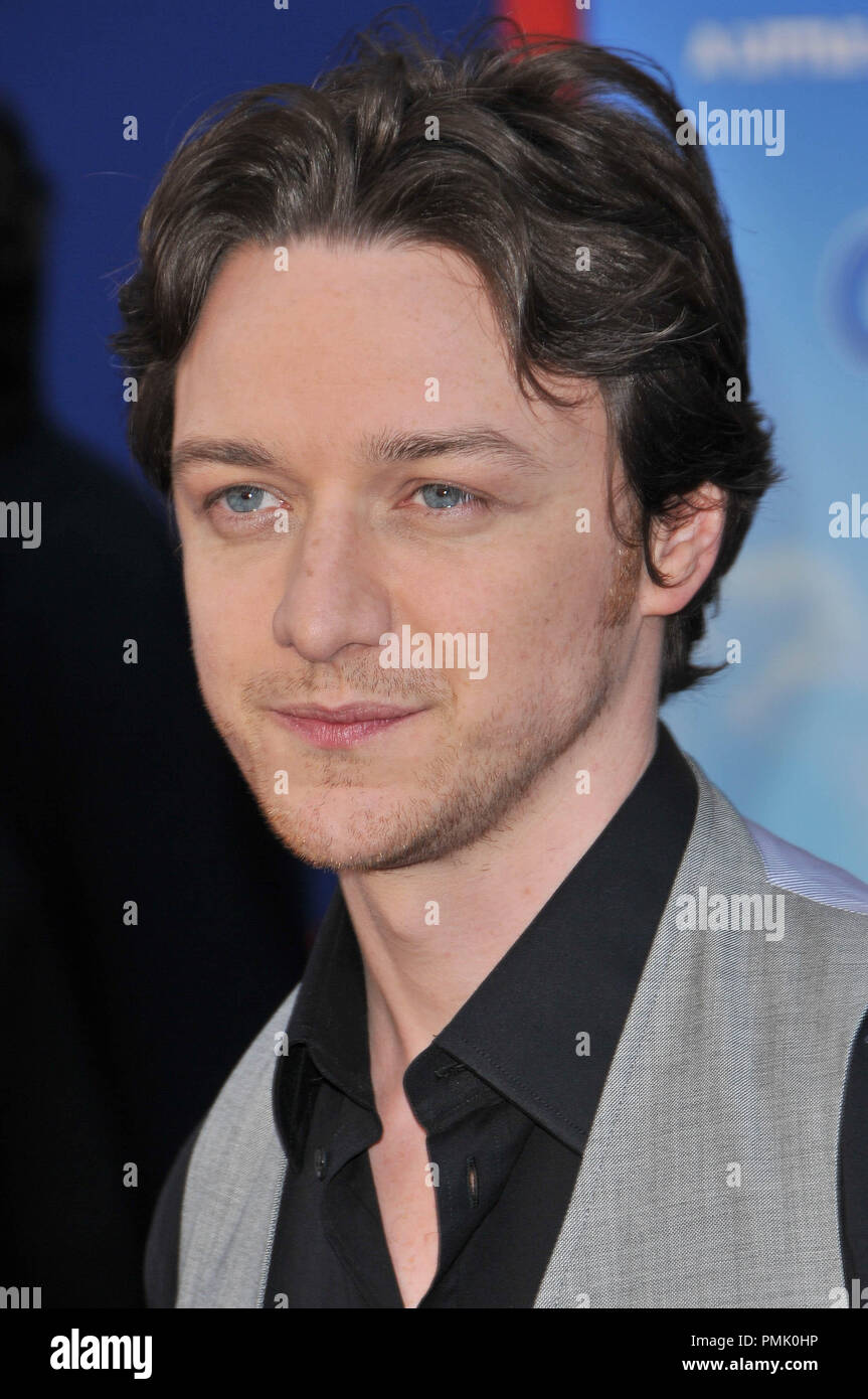James McAvoy lors de la première mondiale de 'Gnomeo & Juliet' tenue à l'El Capitan Theatre à Hollywood, CA. L'événement a eu lieu le dimanche 23 janvier 2011. Photo de RPAC Pacifique Photo Presse/ PictureLux Banque D'Images