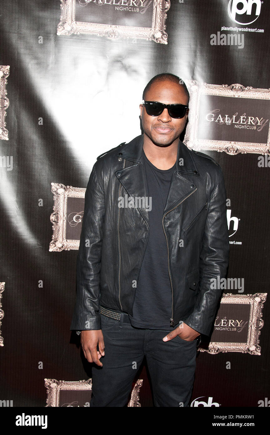Singer Taio Cruz, marche le tapis rouge à la galerie Nightlclub au Planet Hollywood, Las Vegas, NV. 25 juin, 2011. © 2011 Lisa Wright / PictureLux Banque D'Images
