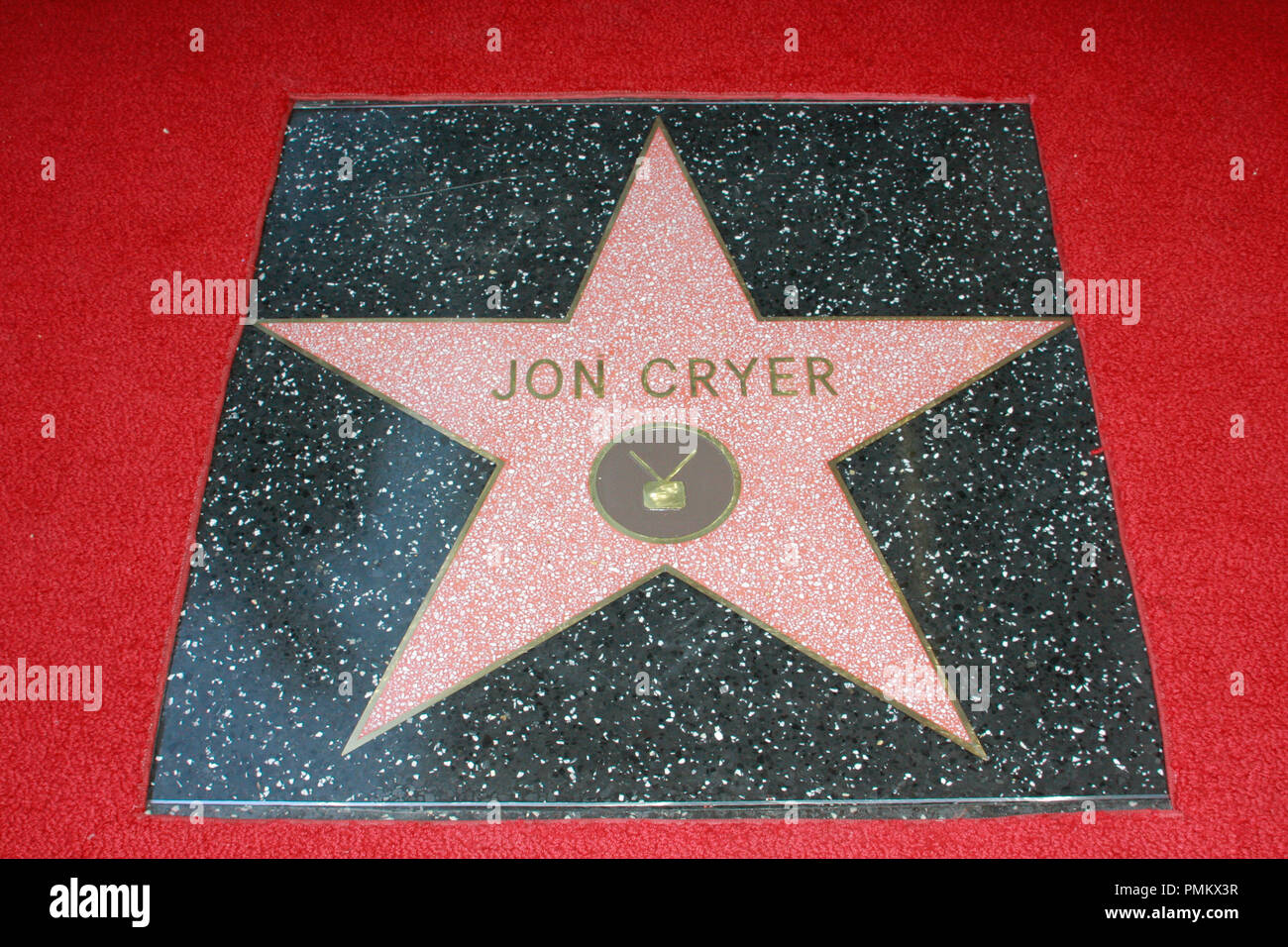 Jon Cryer's étoile sur le Hollywood Walk of Fame à Hollywood, CA, le 19 septembre 2011. Photo par Joe Martinez / PictureLux Banque D'Images