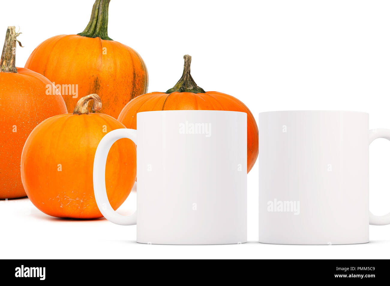 Automne/Fall 2 mug mock-up. Deux tasses de café blanc vide pour ajouter la conception faite sur commande ou devis. Parfait pour les entreprises qui vendent des tasses, juste votre devis ou d'incrustation Banque D'Images