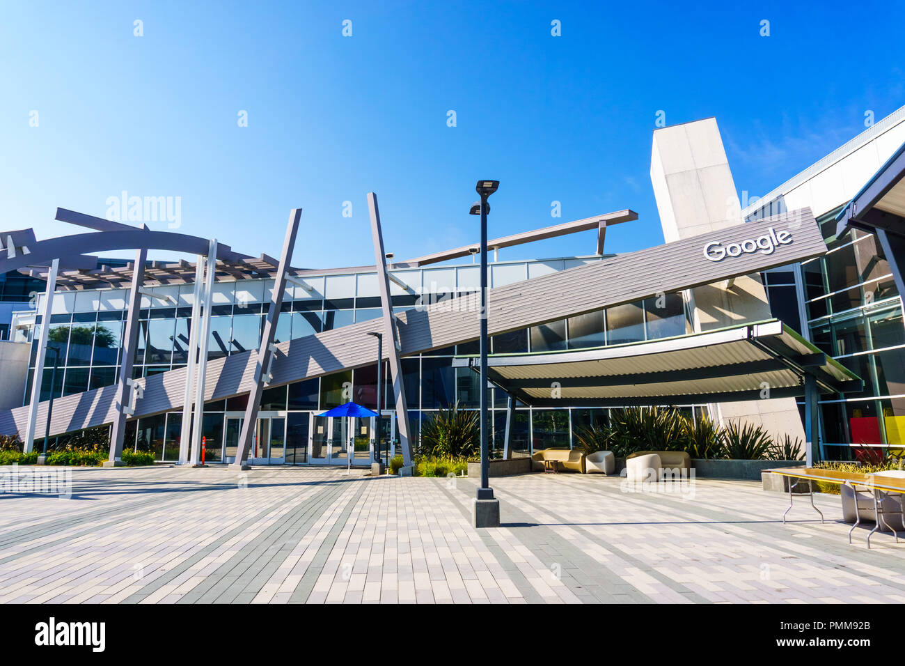 19 août 2018 sur la montagne / CA / USA - bâtiments modernes à la Google a son siège principal, le Googleplex campus, dans la Silicon Valley Banque D'Images